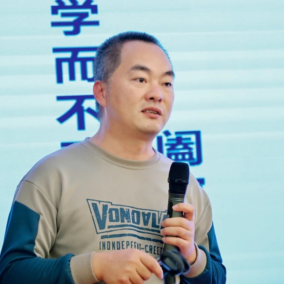 贵州省云网协同大数据创新中心主任、万博max官网邹赛教授：云网协同是怎样赋能终身教育的